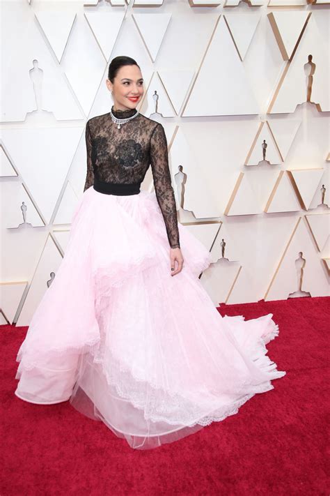 Get the latest news about the 2020 oscars, including nominations, winners, predictions and red carpet fashion at 92nd academy awards oscar.com. Gal Gadot - Oscars 2020 Red Carpet • CelebMafia