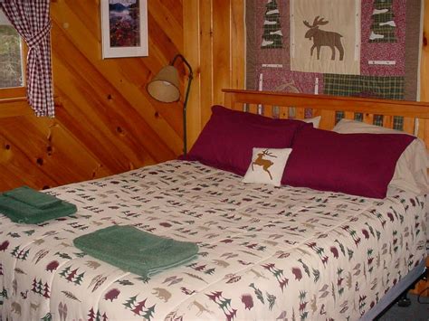 3 bed 2 bath 2 levels 1500 square feet. Rangeley Manor Rental Cabin "H"