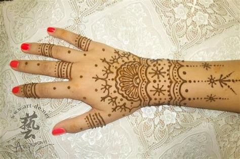 See more ideas about tattoos, henna designs, henna tattoo designs. 30 Superb and Cute Henna Tattoos Designs - SheIdeas