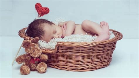 Nama bayi yang dirangkum lengkap dengan artinya. 50 Nama Bayi Lahir Bulan Januari Bermakna Indah | RuangBunda