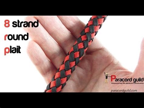 How to make a 4 strand round braid paracord bracelet with buckles tutorial. 8 strand round plait around a core - YouTube | Paracord braids, Paracord, Paracord weaves