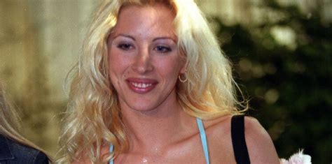 Loana : ses révélations inédites sur Loft Story : Femme ...
