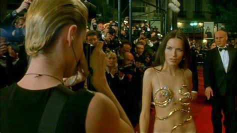 It's not about story or characters, but about the construction and manipulation of art. Movie Tourist: Femme Fatale (2002)