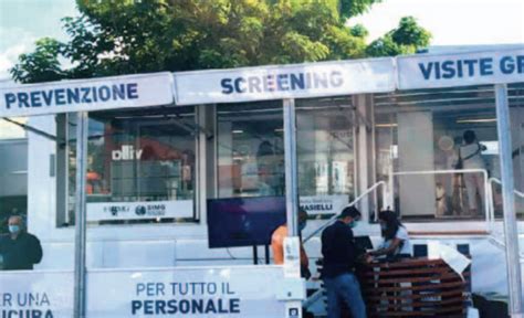 Si parte l'11 gennaio, ma la novità riguarda gli studenti più grandi. Covid in Campania, slitta la riapertura delle scuole | Roma
