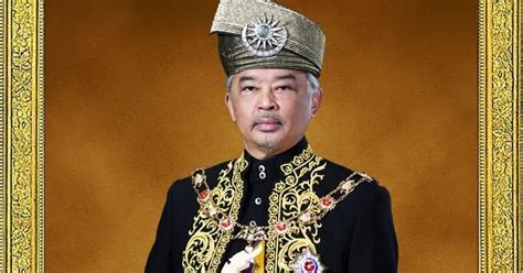 live istiadat pemasyhuran sultan abdullah paduka ayahanda sultan ahmad shah sebagai sultan pahang. Pertabalan Tengku Abdullah Sultan Pahang sebagai Agong ke ...