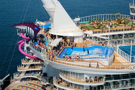 Where Is The Smoothest Place On A Cruise Ship?