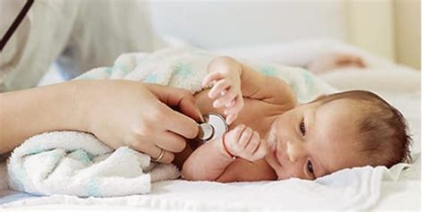 Babys lernen, das soziale lächeln im durchschnitt im zweiten lebensmonat ganz bewusst zu gebrauchen. 40 Top Photos Ab Wann Können Baby Lachen - Ab Wann Lachen ...