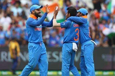Breaking news, videos and features from the united states, britain, europe, middle east, australia, new zealand and more on cna. भारत वनडे सीरिज जीत | India win, Couple photos, Melbourne