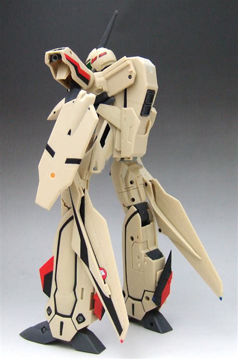やまと 1/60 完全変形YF-19 マクロスプラス
