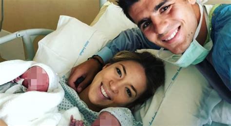 Born 23 october 1992) is a spanish professional footballer who plays as a striker for serie a club juventus. Álvaro Morata y su mujer Alice Campello dan la bienvenida ...