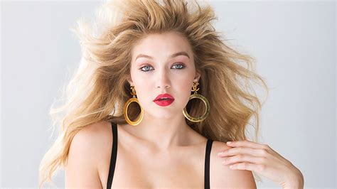 In 2016, she was n. Gigi Hadid, Model Of The Year. - lifewithoutandy