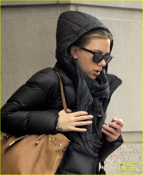 Scarlett johansson is pregnant and expecting her first child with colin jost. Full Sized Photo of scarlett johansson new boyfriend ...