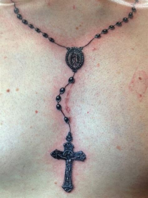 Ver más ideas sobre tatuajes religiosos, tatuaje de rosario, camandulas. 61 Tatuaggi di rosari: Galleria di foto