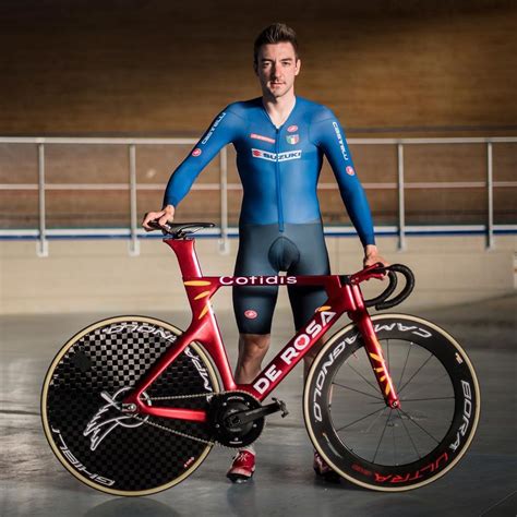 Elia viviani was among the star attractions at the 78th edition of the six days of gent, which saw viviani was hard to miss out on the track, thanks to the stunning custom pinarello maat track bike he. "Mi piace": 22.3 mila, commenti: 137 - Elia Viviani ...