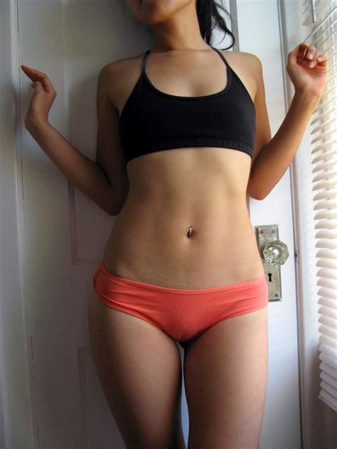 Use the following search parameters to narrow your results: Camel toe | Ya Ni La Chingan! - YNLCH!