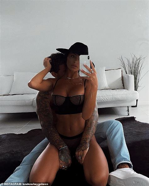 Real girlfriend riding her ex boyfriend. Reece Hawkins shares racy selfie with girlfriend after ex ...