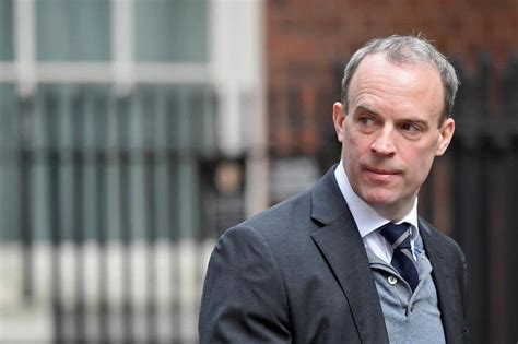 A member of the conse. Dominic Raab, el jefe de la diplomacia británica que ...