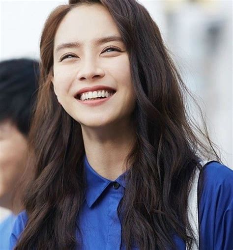 Now i genuinely see intruder movie because of performance of different character of sjh. Song Ji Hyo 송지효 will make her return to the big screen ...