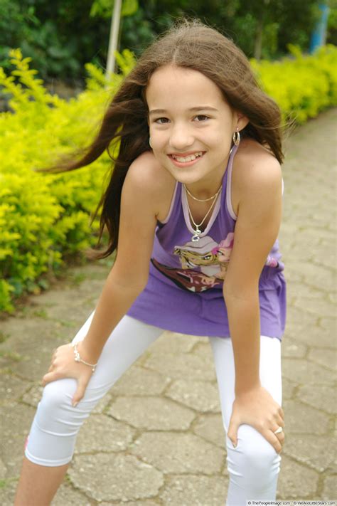 Listen to melanie burg as she talks about her exciting new class little stars for the fall! Sandra Model Little Stars