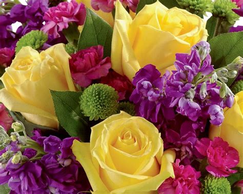 5 companies offering military discounts on flowers. Happy Days Yellow Rose Bouquet at Send Flowers | Yellow ...