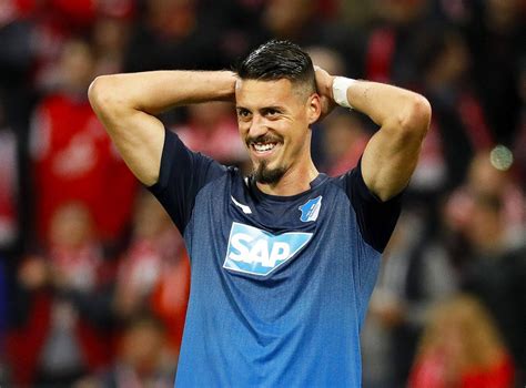 Bis dahin wolle er aber zeit mit der familie verbringen. Bild zu: Bundesliga: FC Bayern will Stürmer Sandro Wagner - Bild 1 von 1 - FAZ