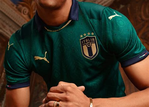 Looking for the best priced italy national kits on the web? Italy 2019-20 Puma Third Kit | 19/20 Kits | Football shirt ...