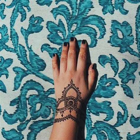 All the henna supplies you'll need to get started and diy henna resource library available to you along with free basics of henna body art temporary tattoo kit special offer. Instagram photo by @ameaalz • Apr 24, 2016 at 1:34am UTC ...