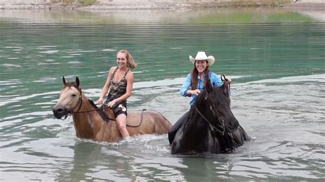 Subscribe to amber's fan club newsletter. Heartland's Amber Marshall Swims with Horses | Heartland ...