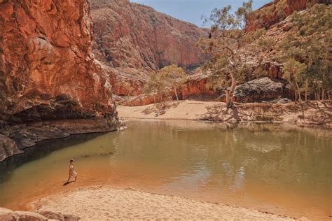 Alice Springs Touristic Places: Outback Adventures and Aboriginal Heritage