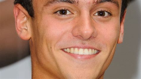 Now, aged 27, he has finally won his first gold medal. Neuer Trend? Olympia-Tom Daley zeigt Achselhaare ...