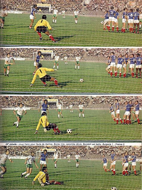 Hristo bonev d'un côté, michel platini de l'autre, ian foote au sifflet et les poteaux carrés. THE VINTAGE FOOTBALL CLUB: Bulgarie-FRANCE 1976.