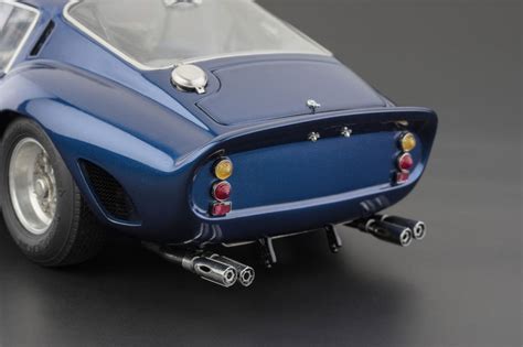 There are two original gto that look black but are actually blu scuro (really dark blue) rhd #3589, and brandon wang's gto #4219. CMC Ferrari 250 GTO, 1962 Blue - Model shop