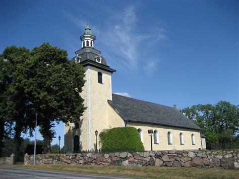 ᐅ Snavlunda kyrka i Askersund • Adress & Öppettider • Fenix Begravning