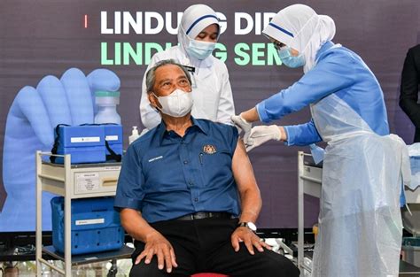 Our vaccination dataset uses the most recent official numbers from governments and health. Kelantan And Sabah Top Lowest Vaccination Registration ...