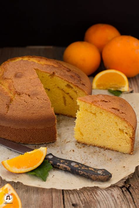 Imburrate uno stampo di 24 cm a cerniera e versate la torta (11). TORTA PAN D'ARANCIO dolce con arancia frullata - Ricetta ...