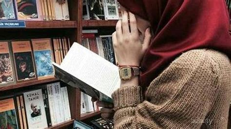 Website baca gratis kumpulan novel terbaik dengan banyak pilihan genre, antara lain: 4 Kumpulan Cerita Novel Cinta Islami Terbaik Ini Dijamin ...
