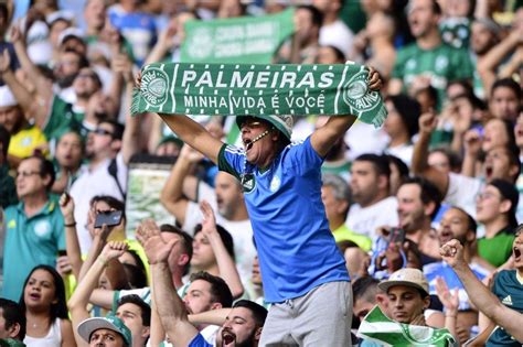 Sociedade esportiva palmeiras is a brazilian professional football club based in the city of são paulo, in the district of perdizes. Pin em Palmeiras fc