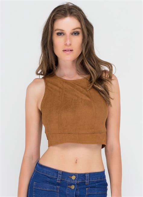 You need those hot and cheap crop tops and dresshead has the great selection in a range of styles. 15 Ideas Of Crop Tops For Girls | StylesWardrobe.com