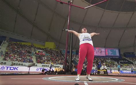 Joanna fiodorow w finale konkursu rzutu młotem w pewnym momencie. Rekord życiowy i wspaniały sukces. Joanna Fiodorow ...