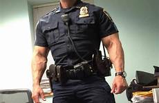 cops uniform policemen cop homens musculosos scruffy hunks militares policial hunky álbum escolher uniforme rapazes policiais