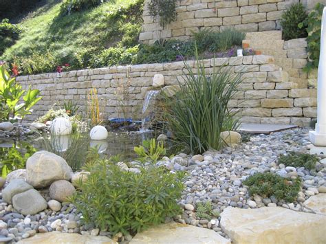 Die folgenden ideen mögen ihrer inspiration dienen: Naturstein im Garten - Reding Gärten