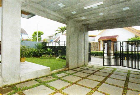 Harga dari keramik hitam ini juga cukup terjangkau, apabila dibandingkan dengan warna lainnya. Solusi Carport Kokoh Minim Perawatan | Rumah Idaman Kita