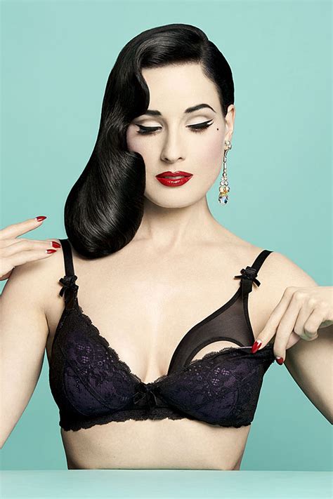 Dita says mask up! dita von teese at jean paul gaultier s/s 2020 couture. Dessous-Linie für stillende Hot Mamas: Sexy Still-BHs von ...