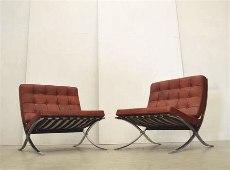 The iconic barcelona chair was designed in 1929 for the spanish royal family by the german designer ludwig mies van der rohe. Pair of early Mies v. d. Rohe Barcelona Chairs by Knoll ...