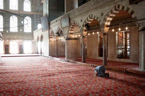 What really goes on inside a mosque? | Culture