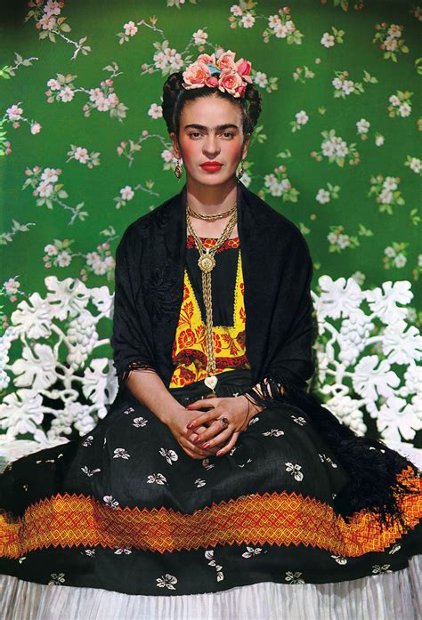 Du möchtest gemeinsam mit anderen kreativ werden und lernen, wie du die weinende frida kahlo oder auch andere kunstmotive umsetzen kannst? Bildergebnis für frida kahlo kostüm | Frida kahlo, Frida ...