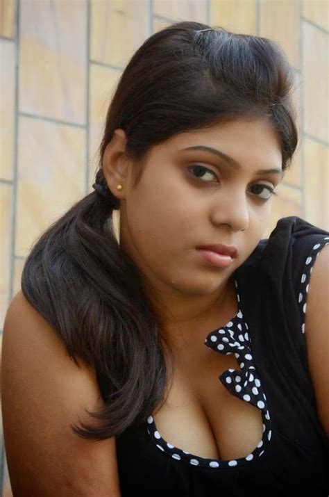 To see large size click here. upcoming actress Haritha hot clevage and navel show stills - Low Hip Saree Aunty