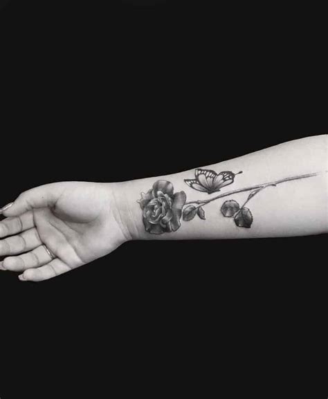 Touch device users, explore by touch or with swipe gestures. Top 65 Best Rose with Stem Tattoo Ideas - [2020 ...