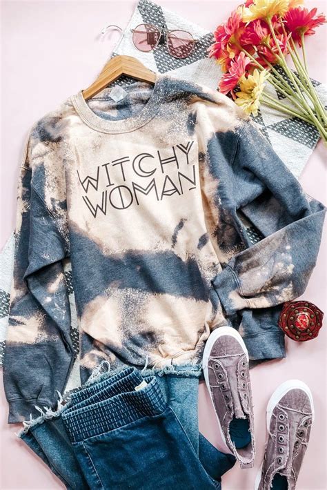 To be clear this is not my tutorial, but i posted this popular diy years ago and want my readers to still be. Witchy Woman Bleached Sweatshirt in 2020 | Bleaching ...