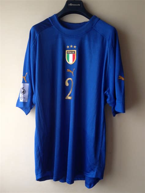 Collezione di maglie vintage che riproducono fedelmente i modelli della nazionale. IL PICCOLO MUSEO DEL CALCIO: Maglia della Nazionale ...